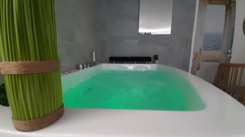 Allegria Nimes Chambre Deluxe Spa Hotel in Nimes