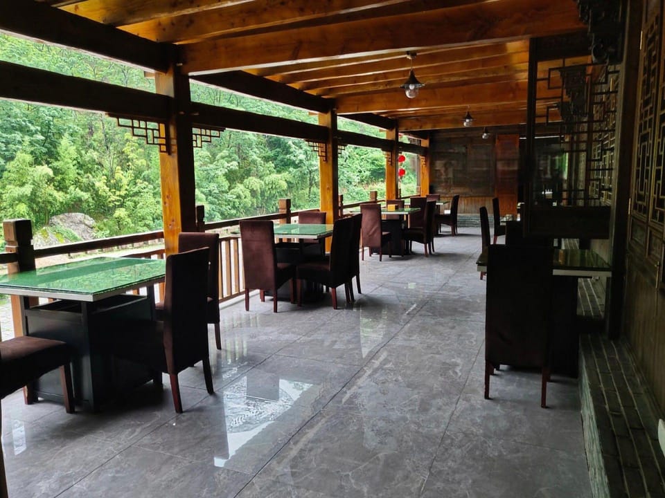 Hangzhou Shimenxia Hotel Resort Hotel in Hangzhou