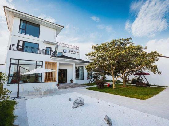 Suzhou Dongting Yunqi Homestay Hotel in Suzhou
