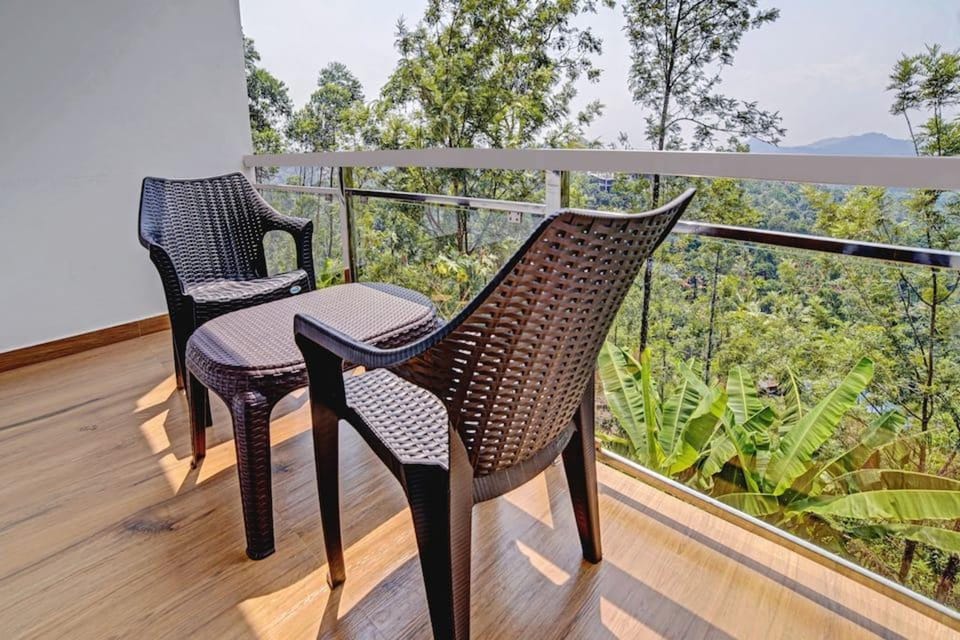 Treebo Wanderlust Residency With Mountain View Hotel in Kerala