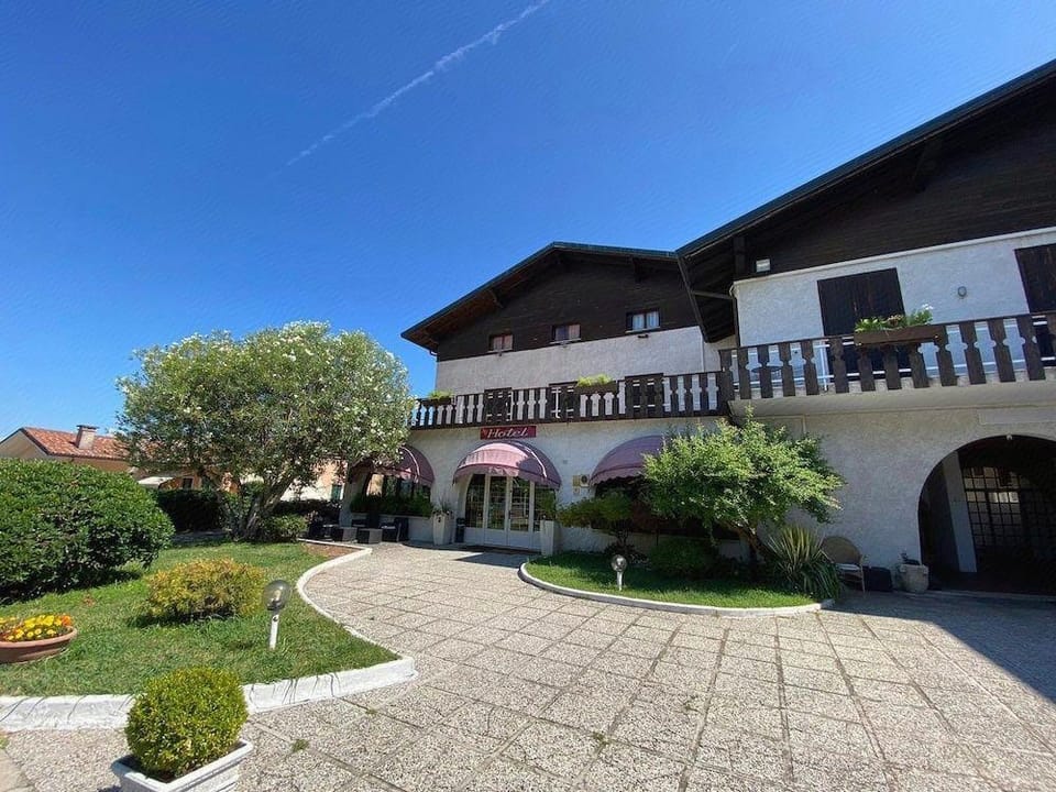 Hotel New Genziana Hotel in Veneto