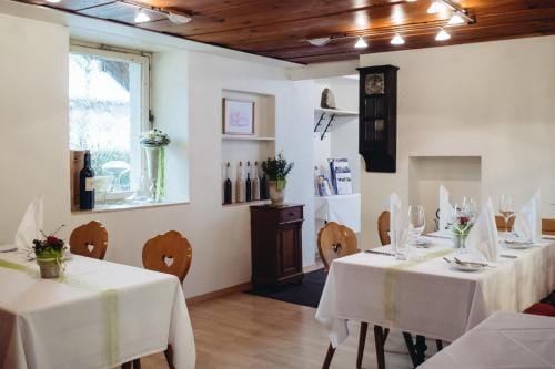 Wirtshaus Rutihof Hotel in Aargau, Switzerland
