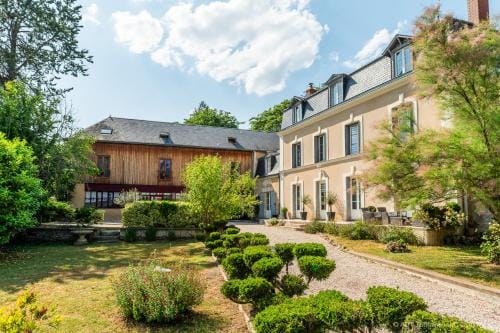 A l'Ombre d'Azay - Demeure d'Hotes - GuestHouse Hotel in Centre-Val de Loire