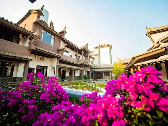 Pu'er Jufu Manor Hotel in China