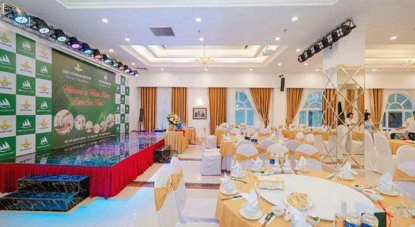 White Palace Lam Son Hotel in Vietnam