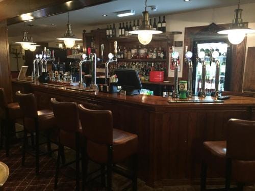 Robin Hood Inn Inn in England