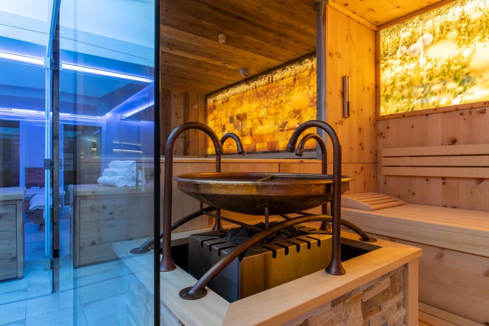 Hotel Anemone Hotel in Lech