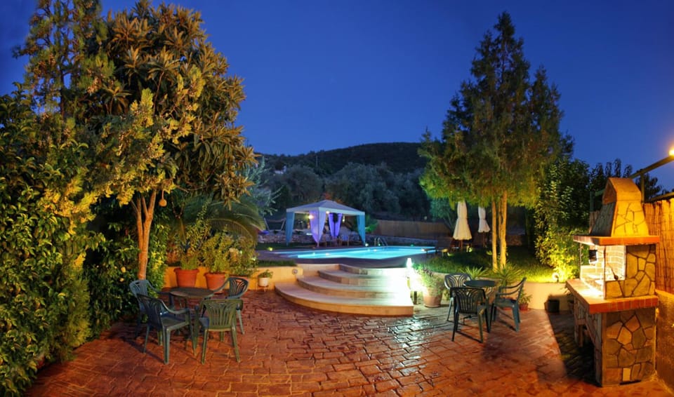 Andriotis Rooms & Houses Hotel in İzmir Province