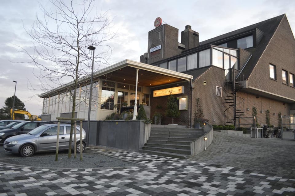Hotel The New Fox Hotel in Flanders