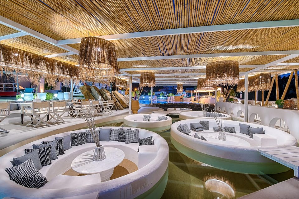 Bar/lounge