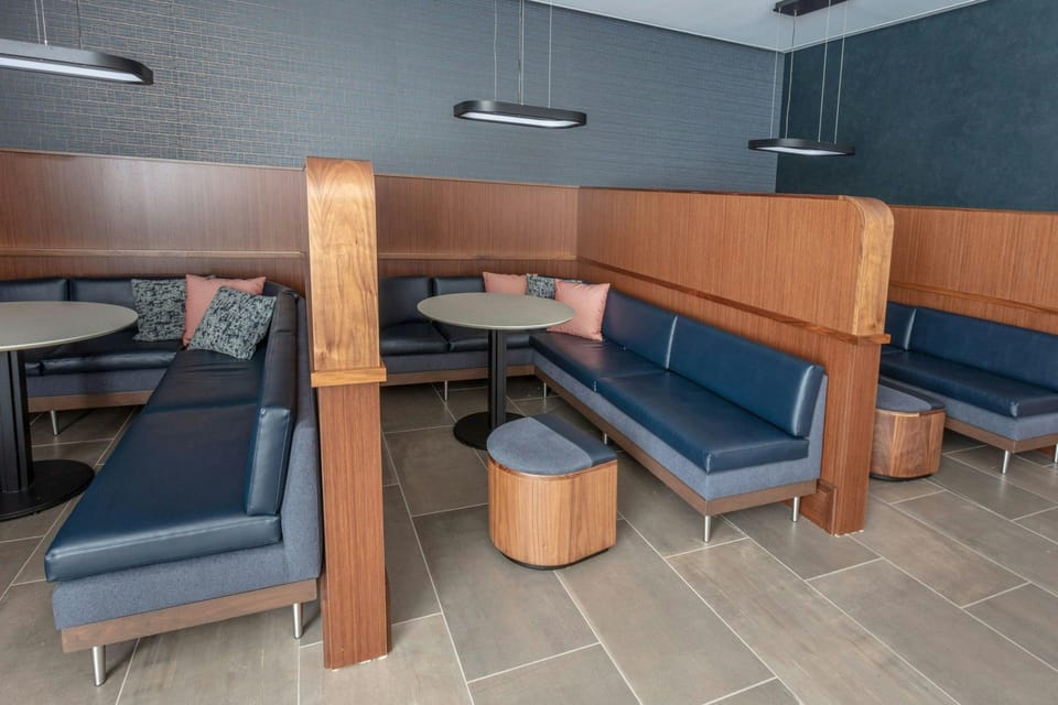 Courtyard by Marriott Rochester Downtown Hotel in Brighton