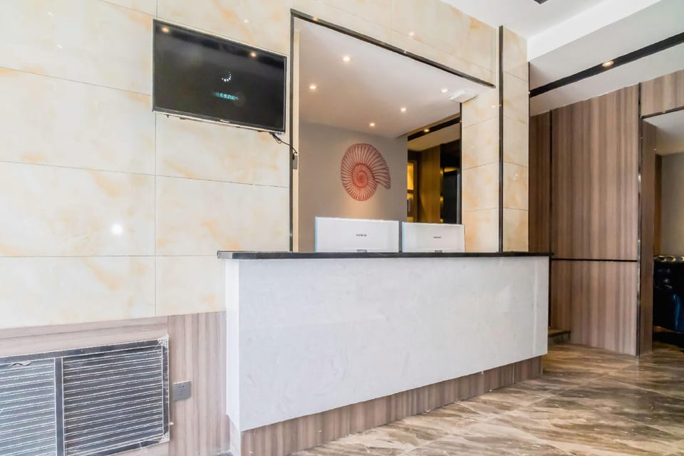 Shell Hotel Liaoning Dalian Lvshunkou District Central Square Hotel in Dalian