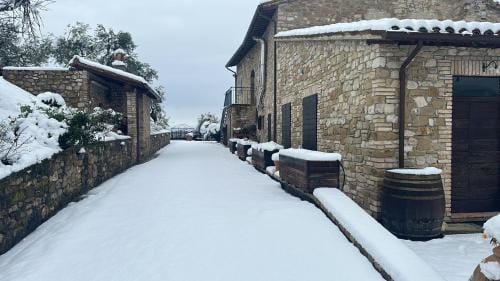 CASALE SAN FORTUNATO Hotel in Foligno