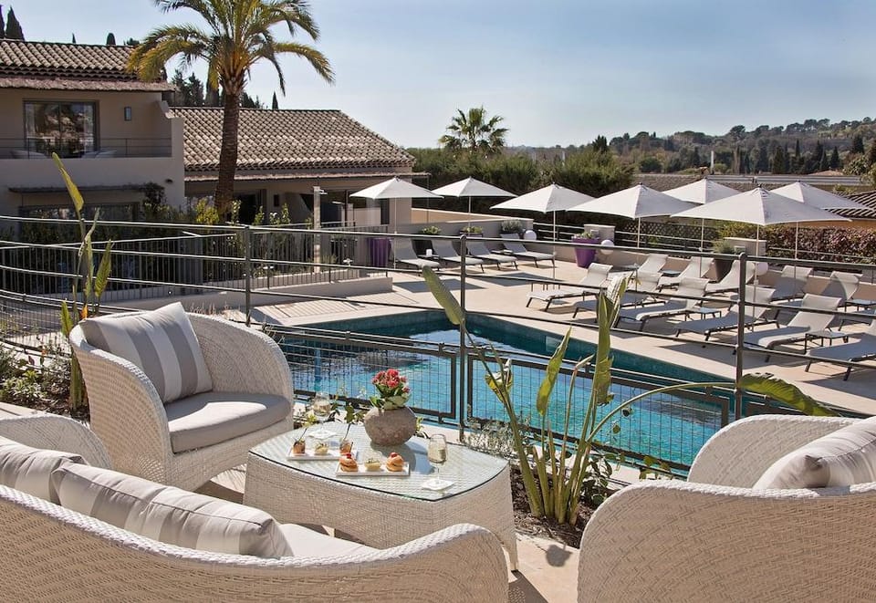 DOMAINE DU JAS HOTEL Hotel in Villeneuve-Loubet