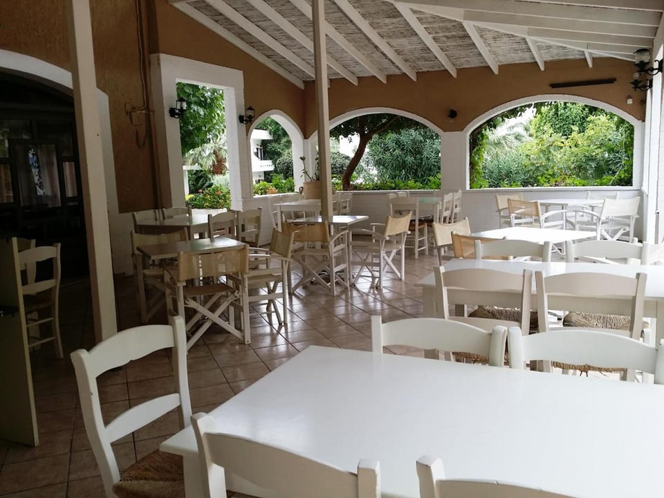 Valley Village Hotel in Crete