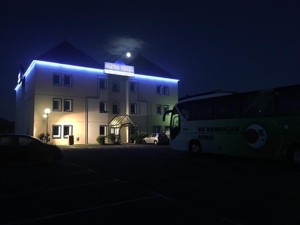 Alpha Hotel Hotel in Île-de-France