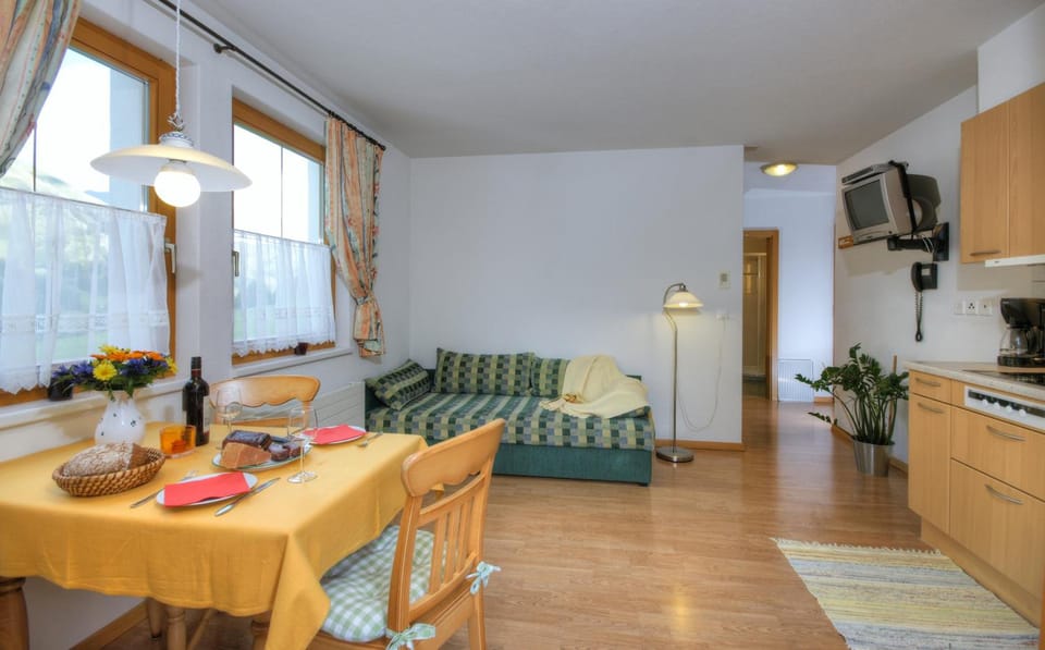 Apart-Garni Motnaida Apartment hotel in Canton of Grisons