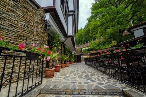 Hotel Manastir Sv. Joakim Osogovski Hotel in North Macedonia
