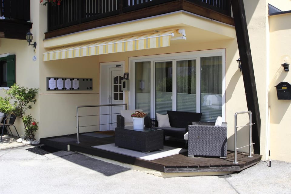 Alpenlandhaus Menardi Hotel in Seefeld