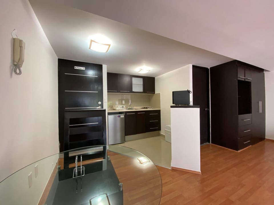 Grupo Kings Suites -Platon 436 Apartment hotel in Mexico City