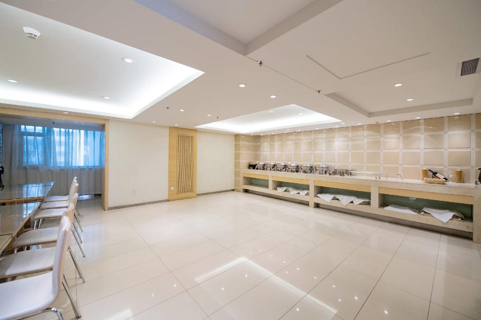 Ji Hotel Urumqi Youhao Hotel in China
