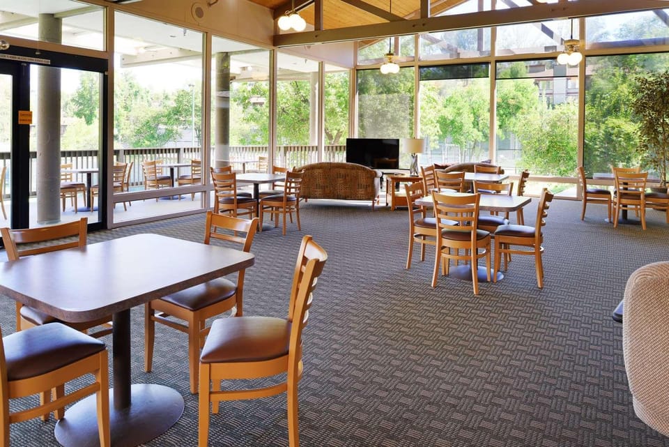 Riviera Oaks Resort Resort in Ramona