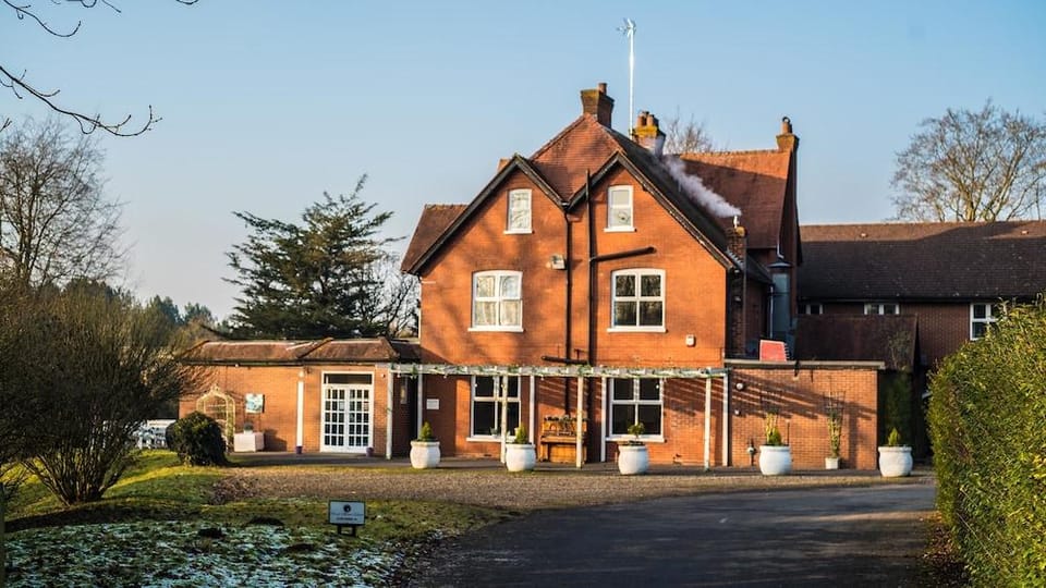 Gray Manor Hotel Hotel in Test Valley District