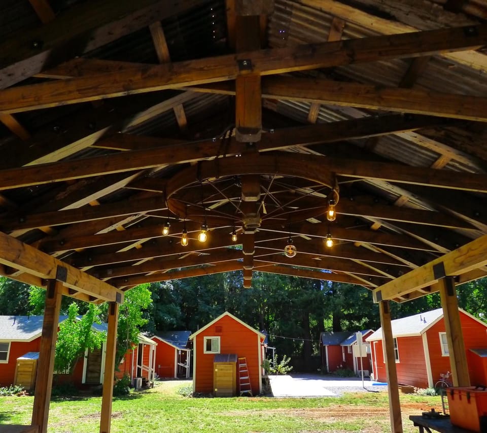 Miner's Camp Motel in Foresthill