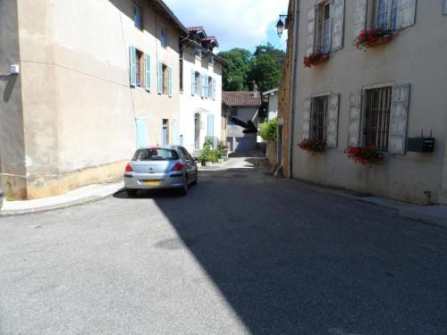 Le Cercle Chambres climatisees Hotel in Jura