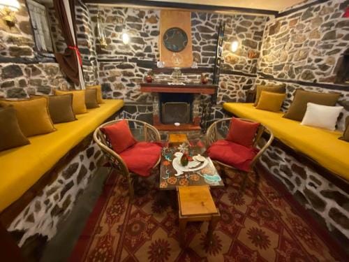 Traditional Guesthouse Erato Hotel in Pieria, Greece