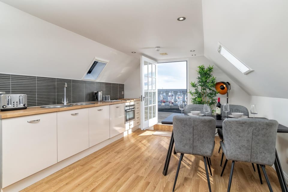 Victoria Court Suites - Aberdeen Hotel in Aberdeen