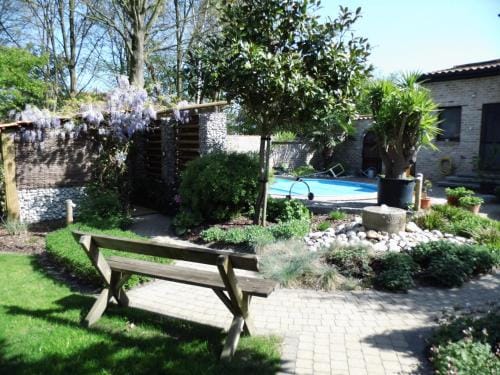 Relax Garden Hotel in Flanders