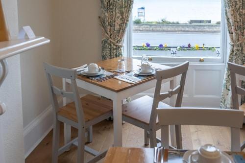 Gresham Guest House Hotel in Weymouth