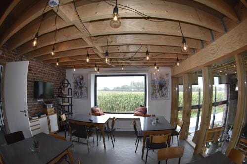 Akrenbos 101 Hotel in Flanders