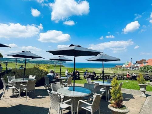 The White House Inn - Whitby Inn in England