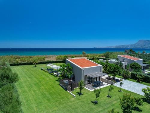 Iniada Villas Hotel in Crete