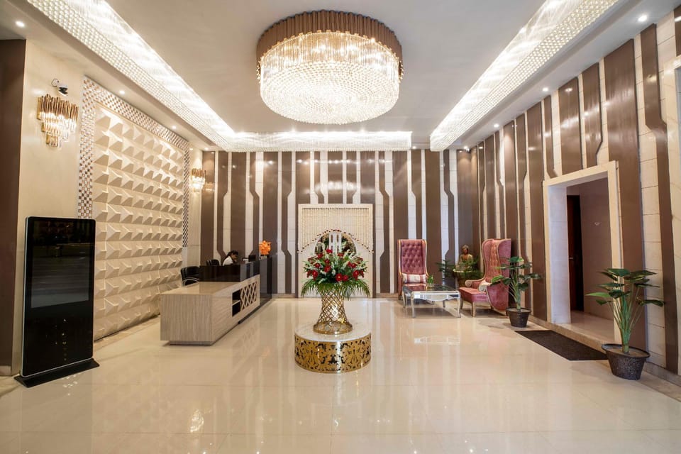 Red K Velvet Hotel Hotel in Uttar Pradesh