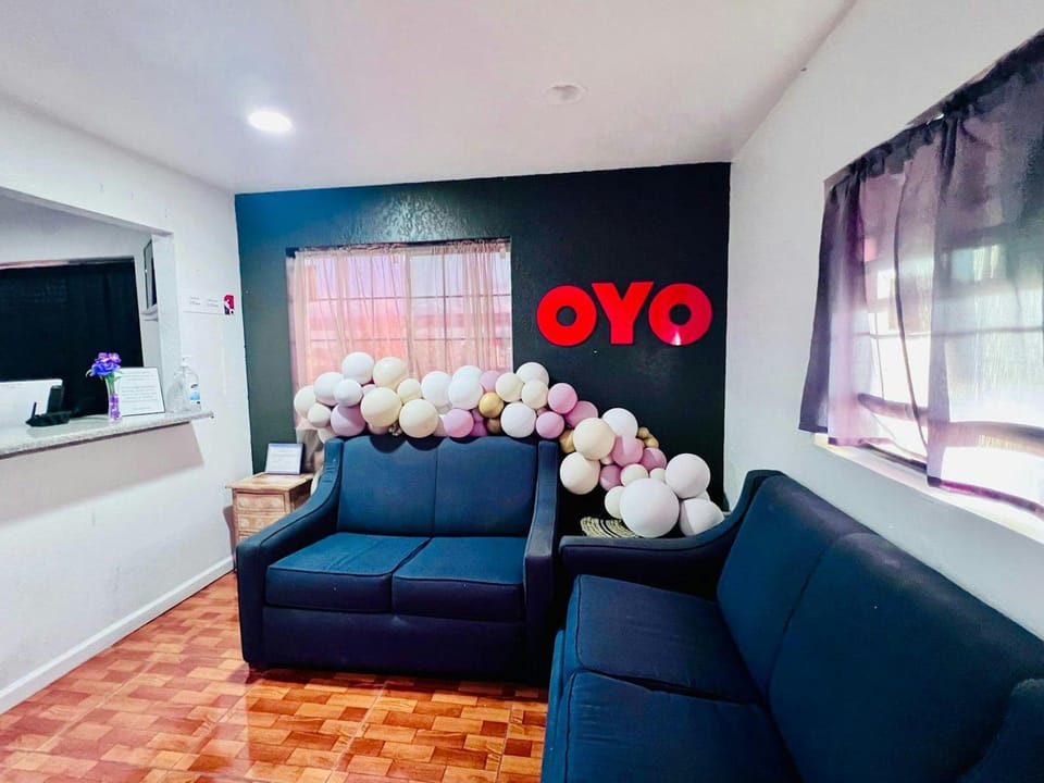 OYO Garden Inn and Suites Pearsall I-35 East Hotel in Rio Grande
