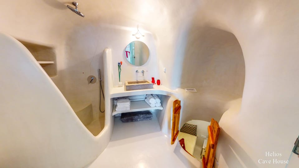 SANTORINI PARADISE CAVE HOUSES Hotel in Oia