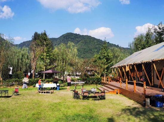Hangzhou Photosynthetic Valley Camp Hotel in Hangzhou