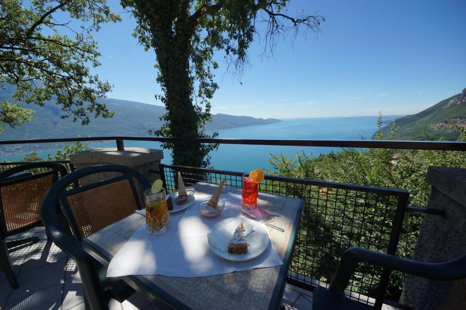 Hotel Residence La Rotonda Apartment hotel in Tignale