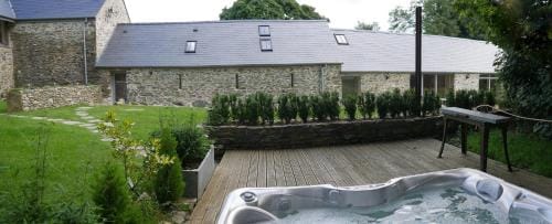 Rhostwarch Hotel in Wales