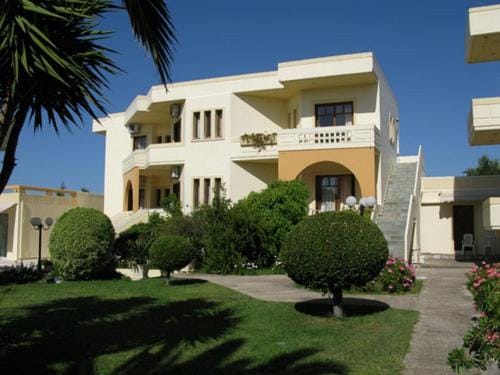 Olga Suites Hotel in Crete