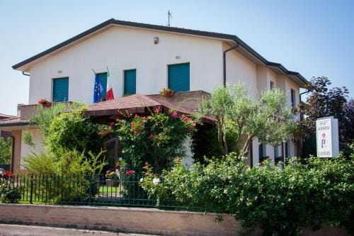 P&P Assisi Camere Hotel in Bastia Umbra