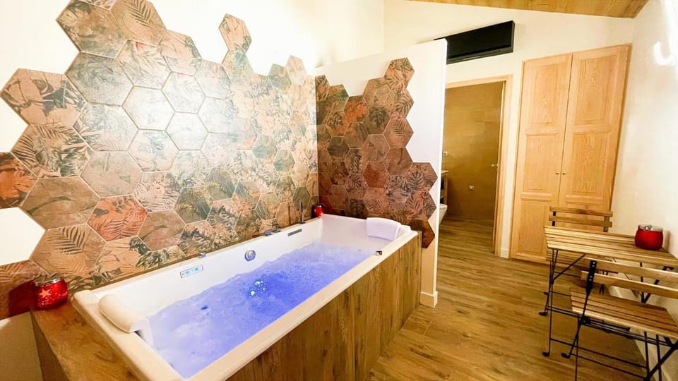 LE COTTAGE DU PARC Hotel in Auvergne-Rhône-Alpes