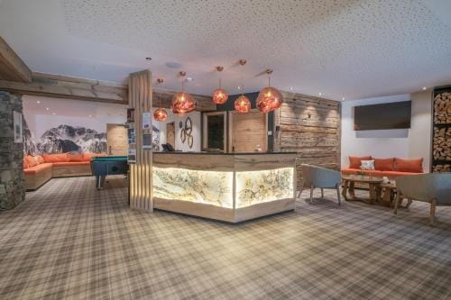 Chalet Hotel Yeti Hotel in Tignes