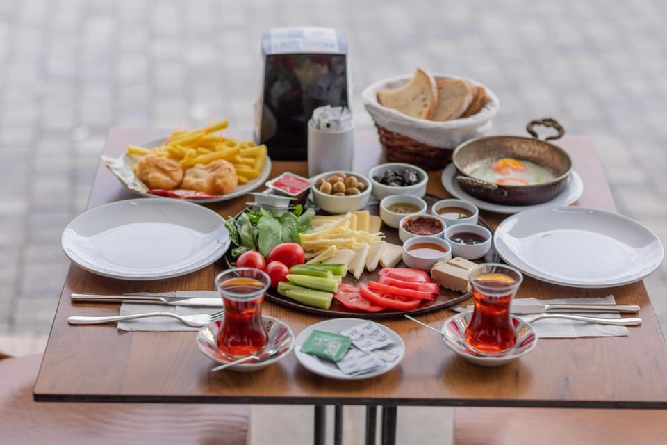 Mai Otel Cunda Hotel in İzmir Province