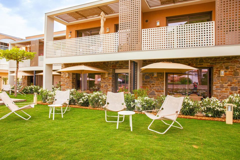 Hotel La Menado Hotel in Cavalaire-sur-Mer