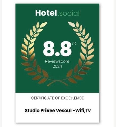 Studio privee Vesoul -Wifi,TV,Clim,Parking gratuit Hotel in Switzerland