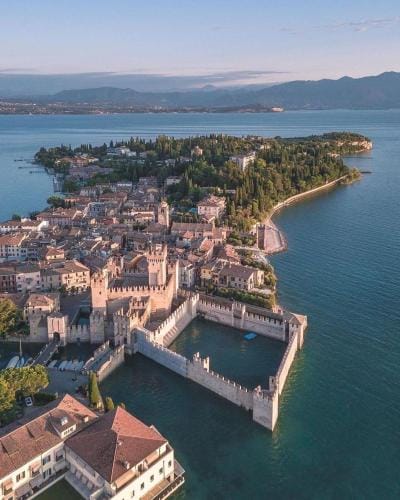 SirmioneRooms Hotel in Sirmione
